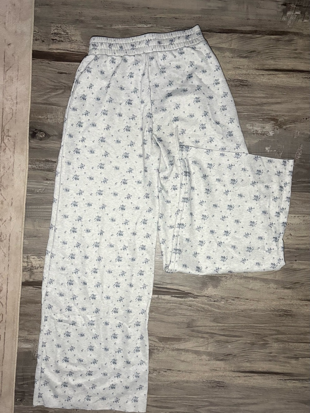 Wide Leg Floral Lounge Pants in White & Light Blue
